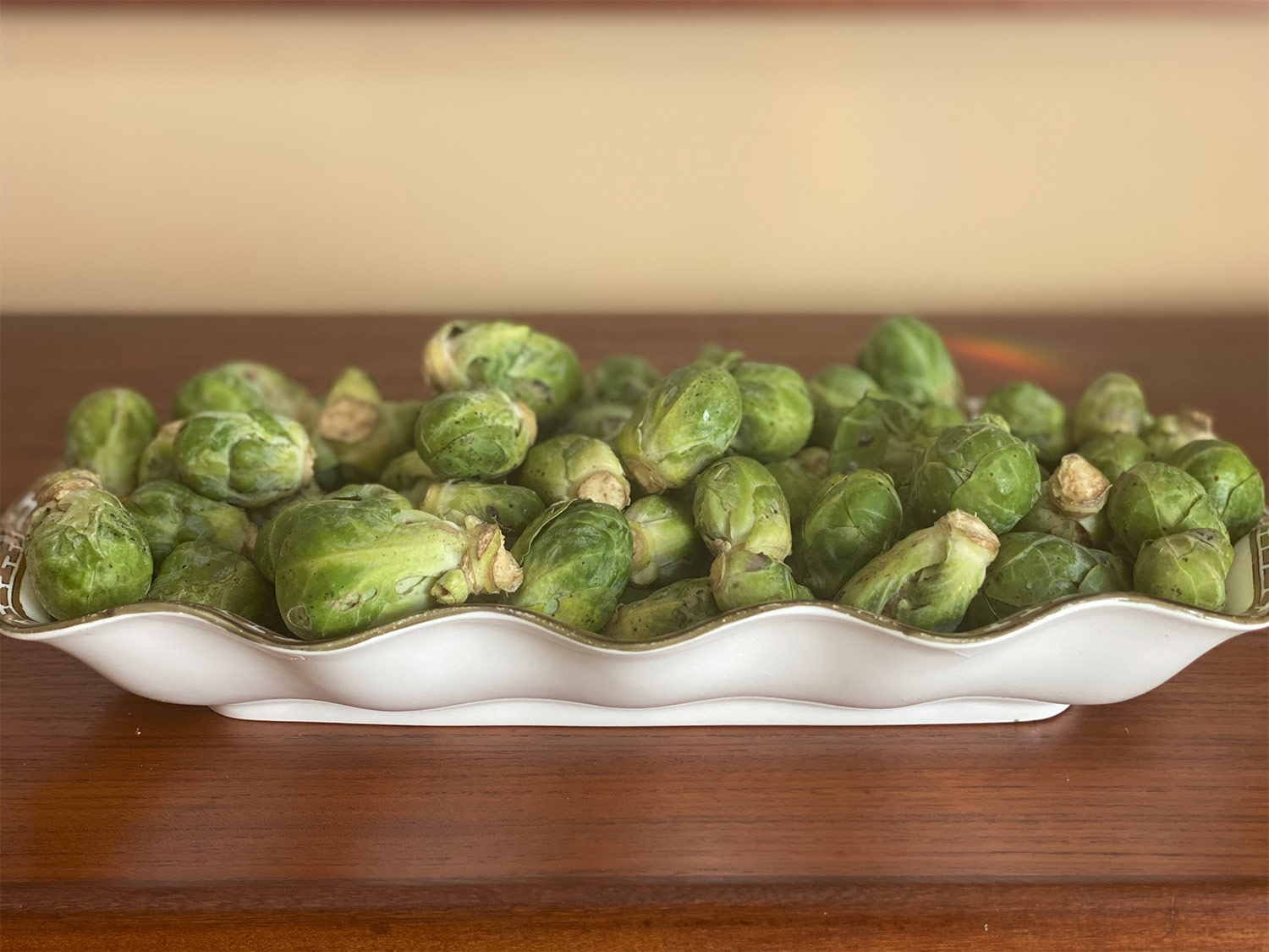 Creamy sprouts with sundried tomatoes and capers
